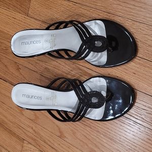 Kitten heel cocktail shoe, size 8